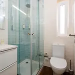 7ti7 Telhal With A Lovely Backyard Apartamento