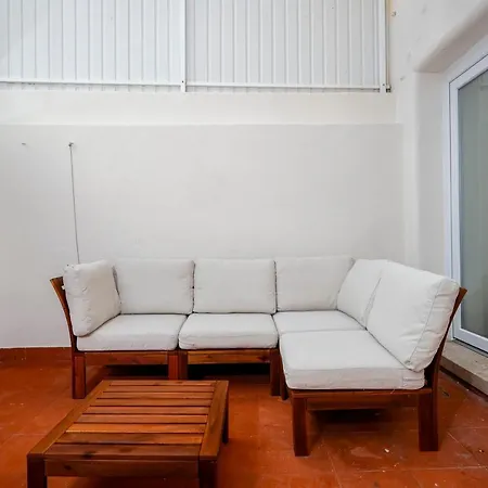 Apartment 7ti7 Telhal With A Lovely Backyard